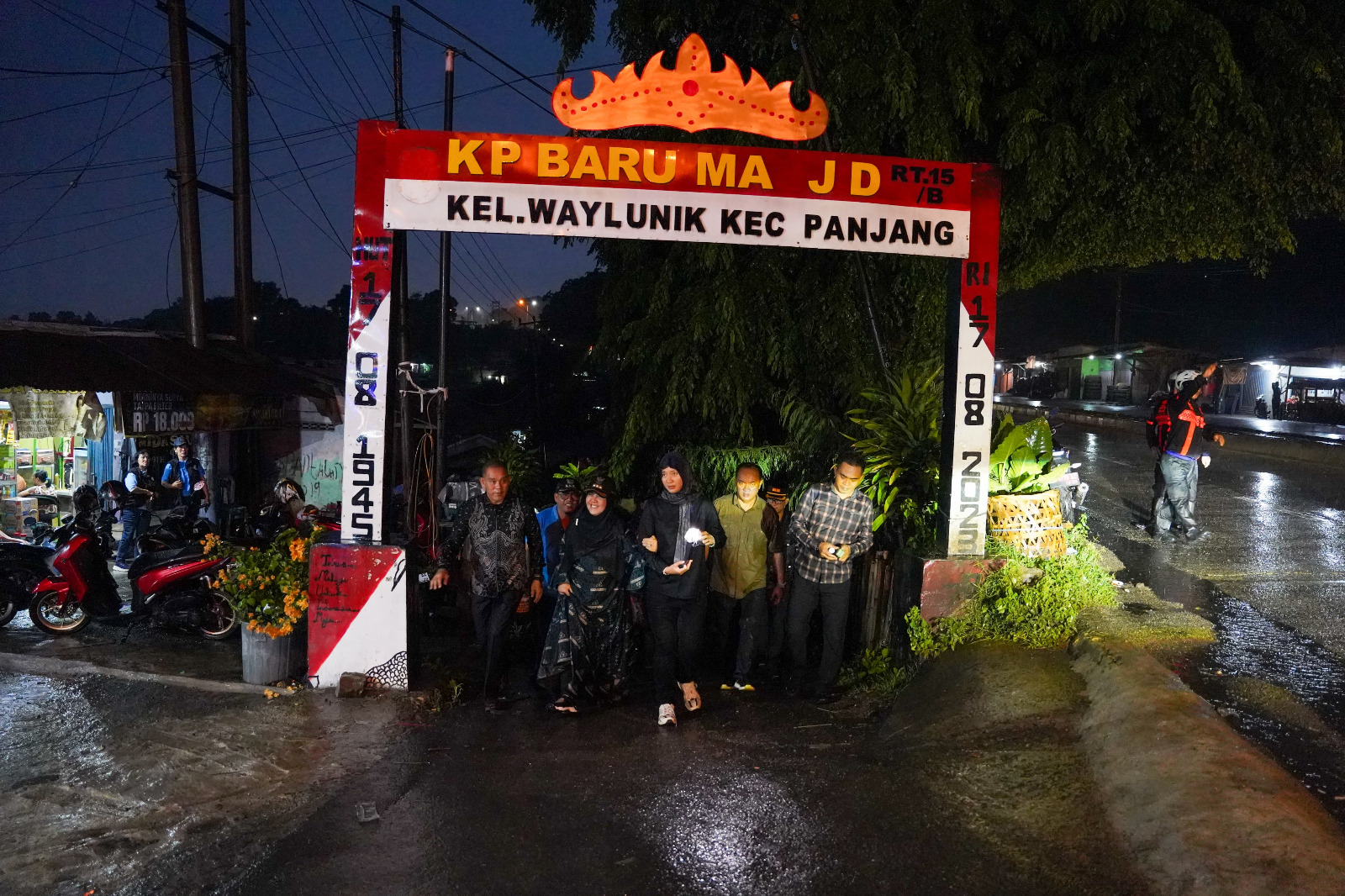Walikota Bandar Lampung Hj. Eva Dwiana Tinjau Lokasi Banjir