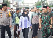 Walikota, Dandim 0410, dan Kapolresta Bandar Lampung Kompak Bagi-bagi Takjil